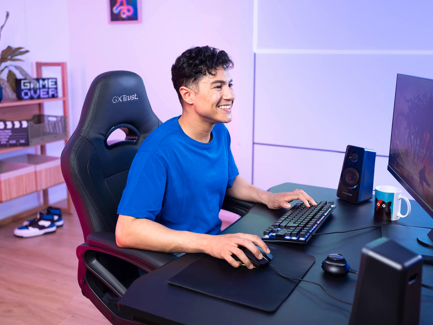 Trust Gaming GXT 38 2.1 Gaming Lautsprechersystem mit Subwoofer (für Smartphone/PC- Tablet, 120 Watt), 19023, Schwarz/Rot