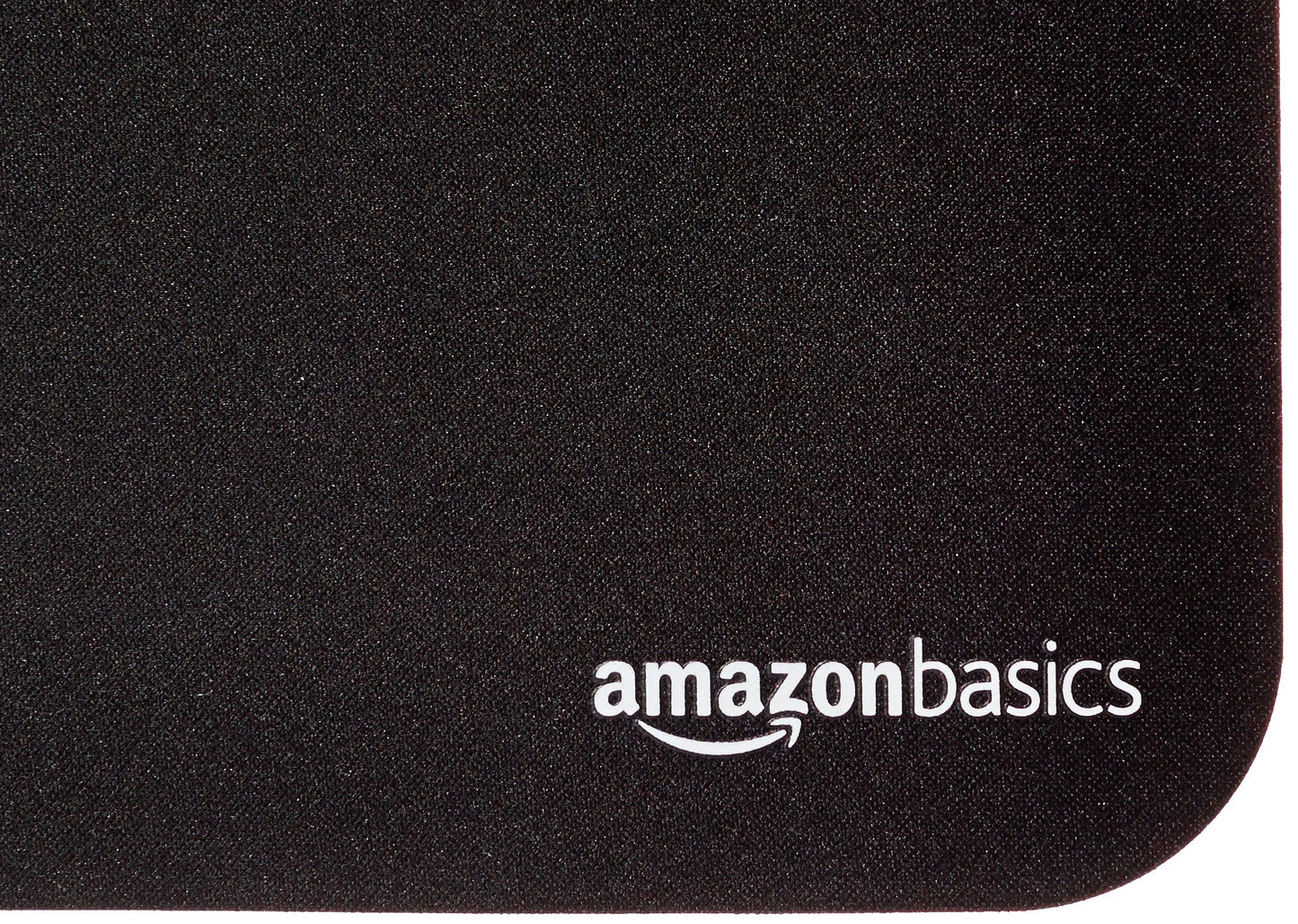 Amazon Basics - PC-Lautsprecher mit dynamischem Sound, USB-Betrieb, Schwarz, 1 Paar & Gaming-Mauspad