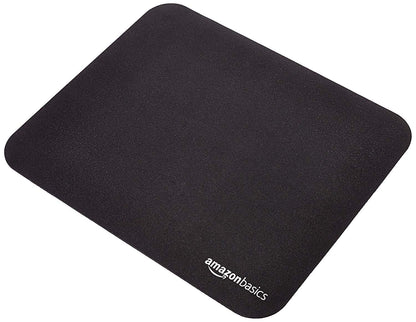 Amazon Basics - PC-Lautsprecher mit dynamischem Sound, USB-Betrieb, Schwarz, 1 Paar & Gaming-Mauspad